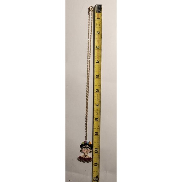 Frida Kahlo Necklace pendant seed bead Gold tone Chain art artsy tribute women - Picture 4 of 5